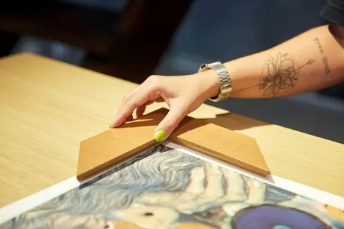 Molduras sob medida para telas, fotos, espelhos e objetos - Frame Express